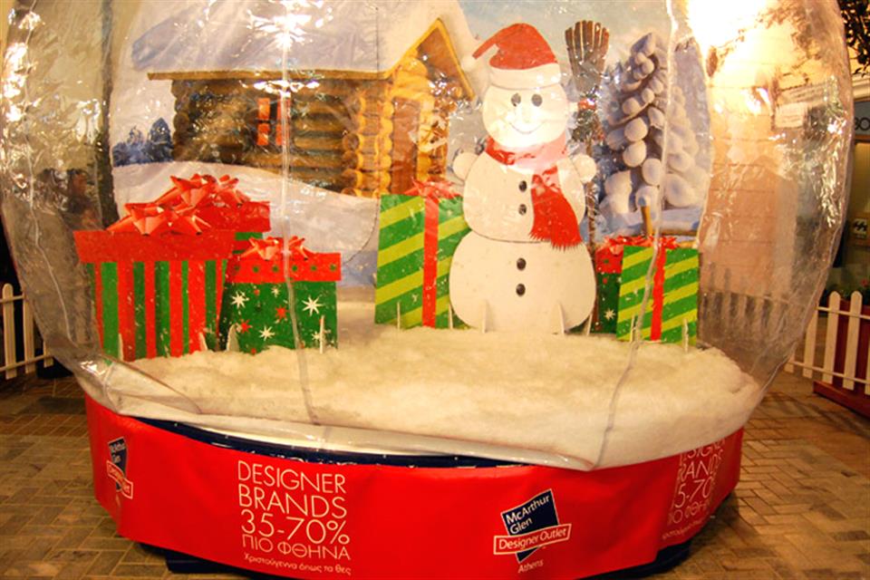 Christmas promotion snow globe by airgame