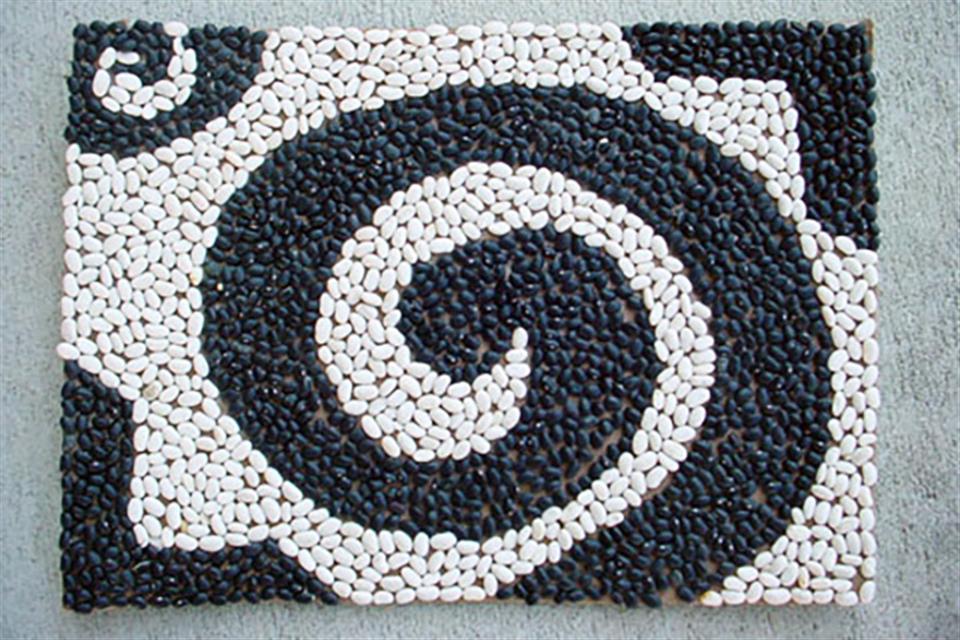 Legume Mosaic by airgame