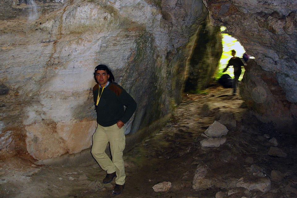 Entering Panas Cave at Parnitha by Air Game