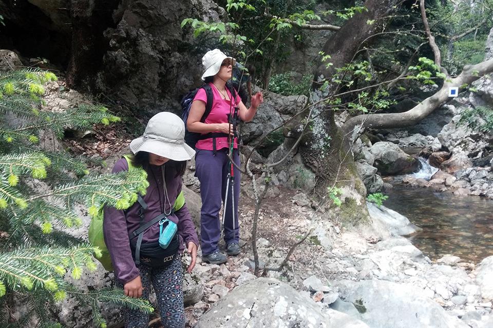 Hiking to the cave of Panas at Parnitha by Air Game