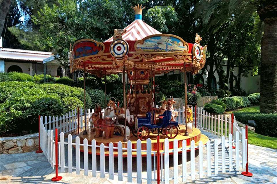 Carousel 14 p. by airgame